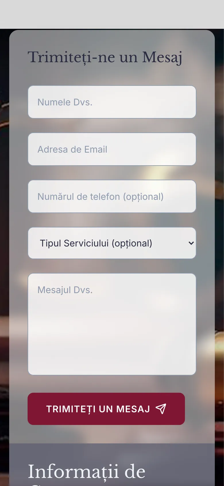 Formularul de contact pe telefon, cu câmpurile pentru nume, email, telefon, tipul serviciului și mesaj